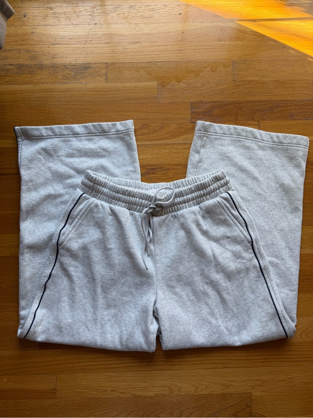 Lou & Grey Gray Wide-Leg Sweatpants – Size Medium